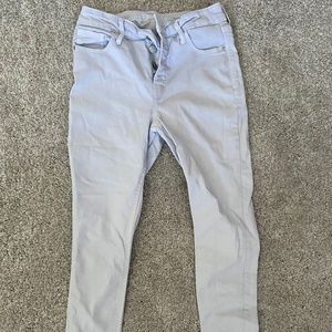 White Old Navy Skinny Jeans
